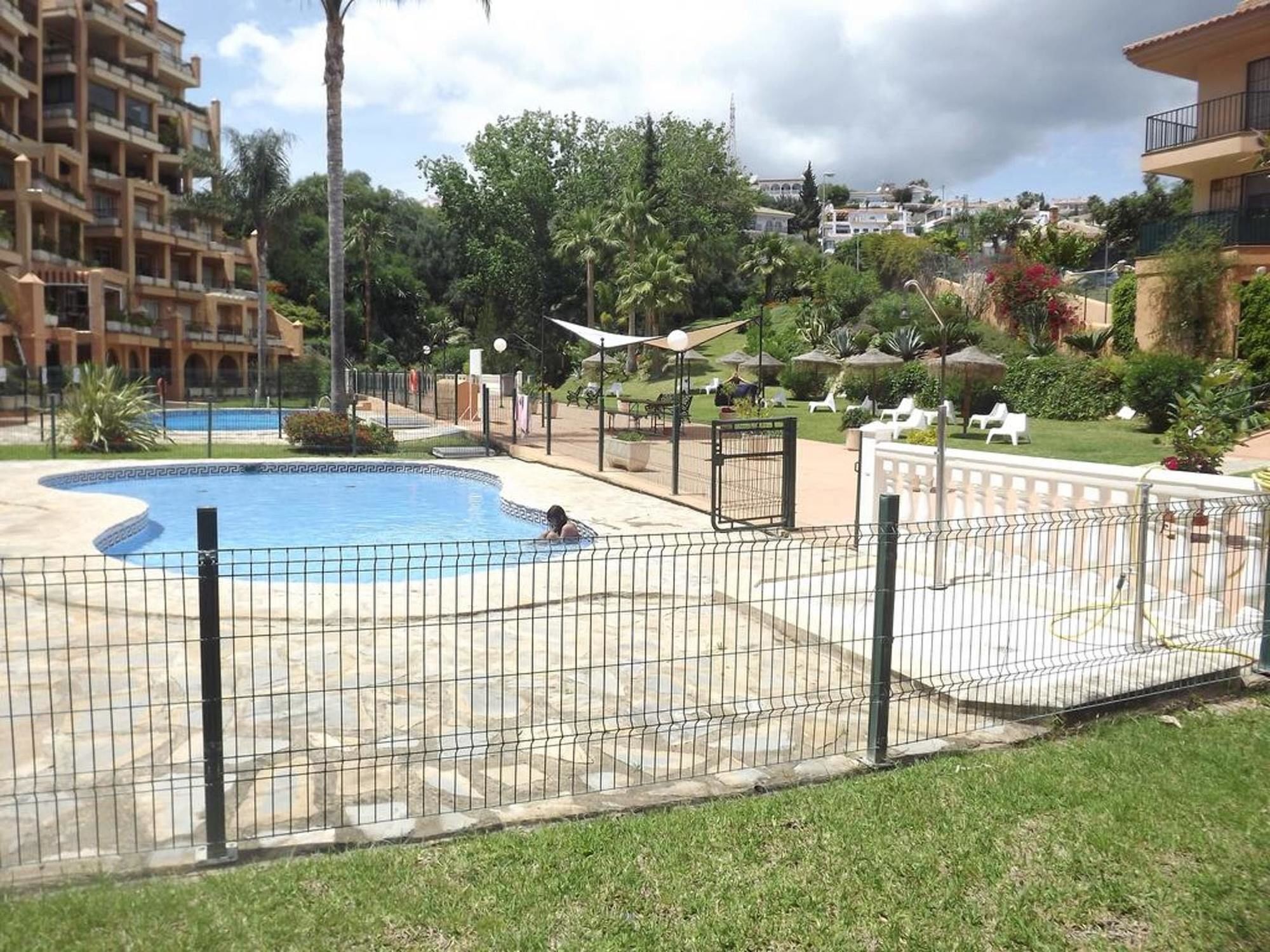 Apartment With 2 Bedrooms In Fuengirola, With Pool Access And Furnishe Ngoại thất bức ảnh